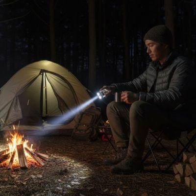 Lampe de poche LED coffret accessoires complets