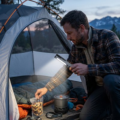 Lampe de Poche Rechargeable Ultra-Puissante pour Camping et Trek