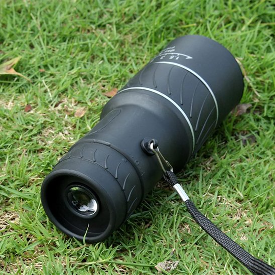 Monoculaire observation nature randonnée été