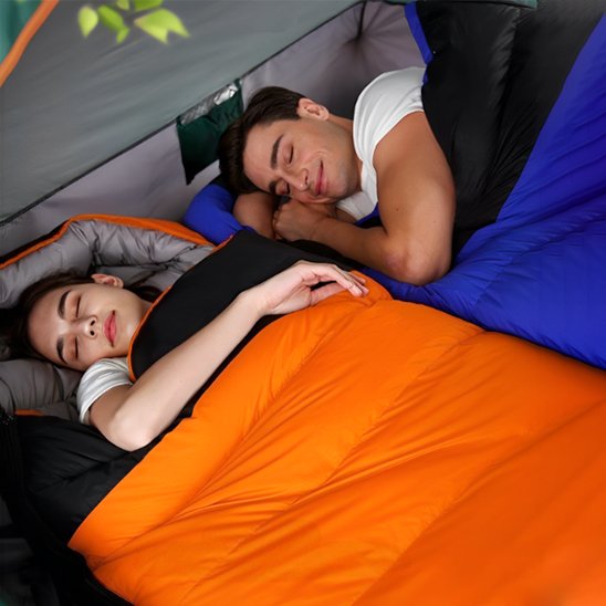 Sac de couchage double matelassé déplié