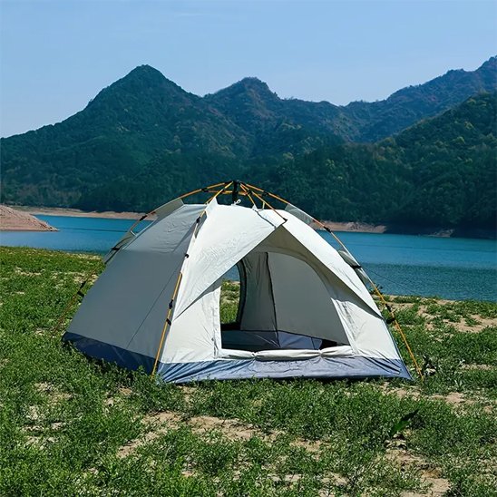Tente camping trek sentier montagne